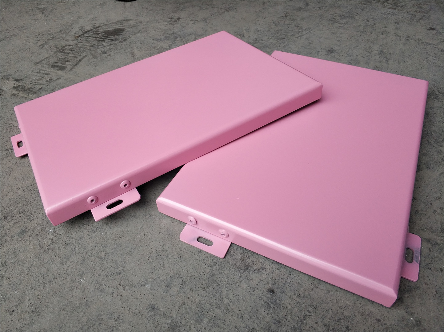 粉紅色鋁單板樣板2
